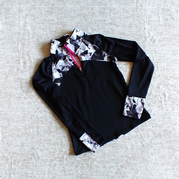 EUC Girls' Pullover Athletic Yoga Top - Picture 1 of 2